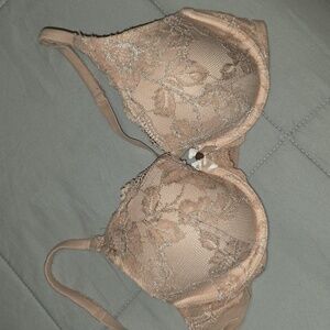 Victoria's Secret Lace Underwire Bra - Beige